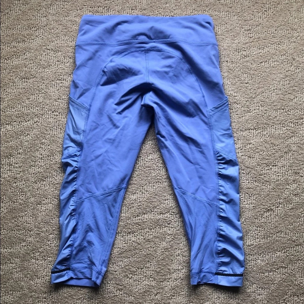 Lululemon Cut the Crop Leggings Lullaby Size 4